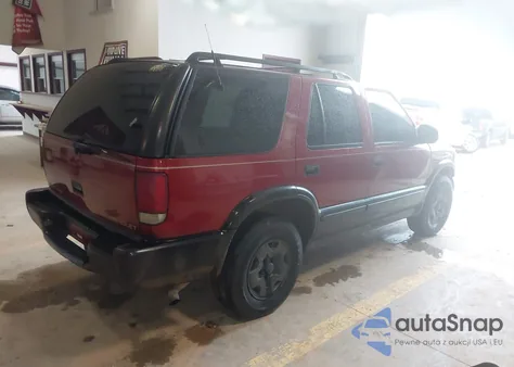 1999 Chevrolet Blazer Trailblazer from USA, damaged, VIN 1GNDT13W4X2187490
